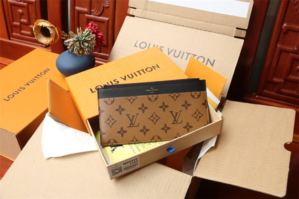 Louis Vuitton wallet M80348 Slim Purse  2025 new 